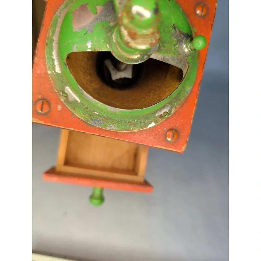 Vintage Hand Crank‎ Coffee Mill